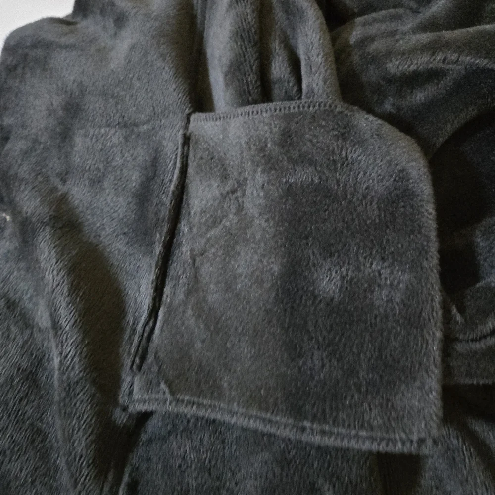 DREW Women's Size M NWT Black Open Front Luxury Collared Wrap Jacket